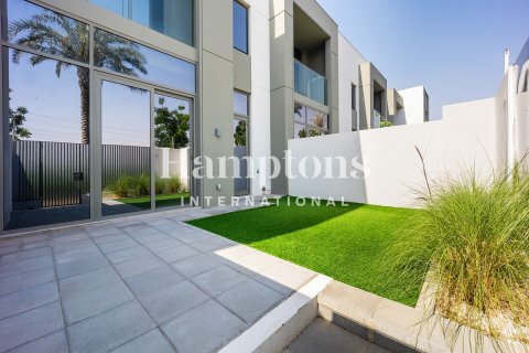3 bedrooms Townhouse in Ruba, UAE No. 165874 9