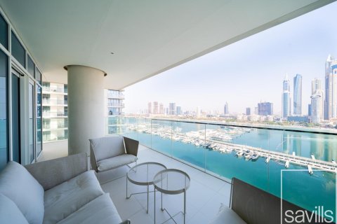 3 bedrooms Apartment in EMAAR Beachfront, UAE No. 194285 4