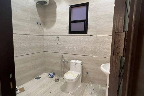 Villa de 4 dormitorios en Riyadh, Saudi Arabia No. 99588 18