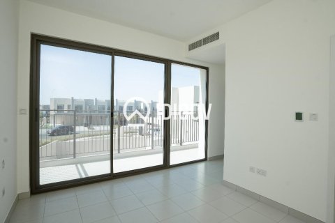4 bedrooms Villa in EMAAR South, UAE No. 184622 12