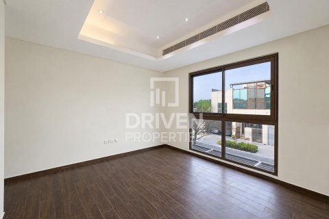 4 bedrooms Villa in Meydan, UAE No. 204001 15