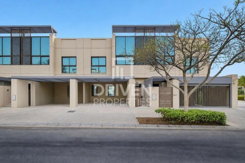 4 bedrooms Villa in Meydan, UAE No. 204001