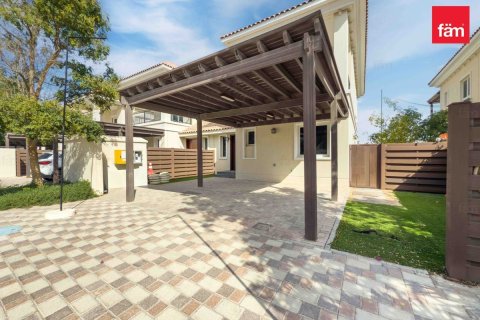 Вилла с 4 спальнями в Дубай, ОАЭ №141465 23