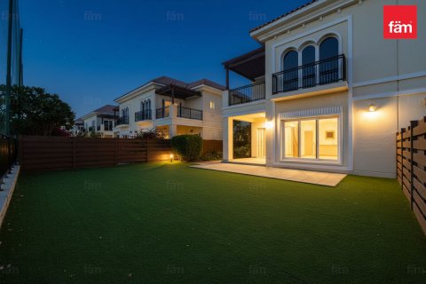 Вилла с 4 спальнями в Дубай, ОАЭ №141465 20