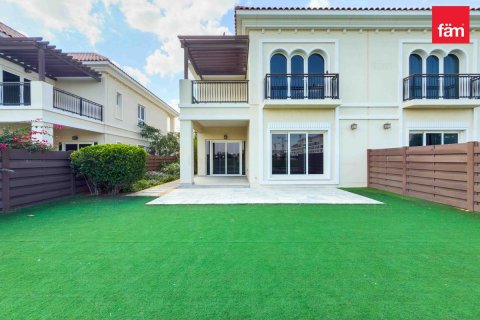 Вилла с 4 спальнями в Дубай, ОАЭ №141465 13