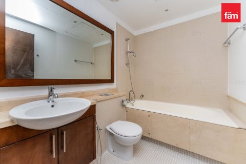 Квартира с 2 спальнями в Даунтаун Дубай (Даунтаун Бурдж Дубай), ОАЭ №186311 23