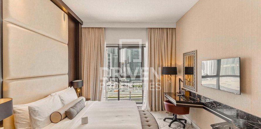 Studio Apartment in Dubai Marina, UAE No. 201723