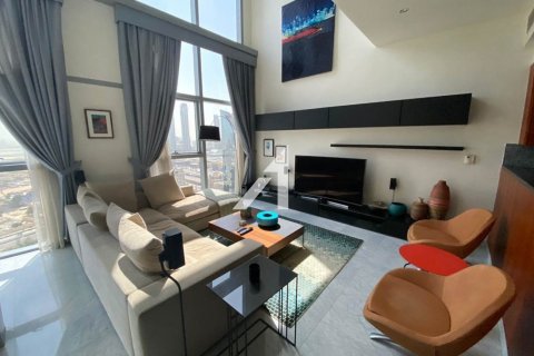 Apartment de 2 dormitorios en Central Park Tower, UAE No. 144737