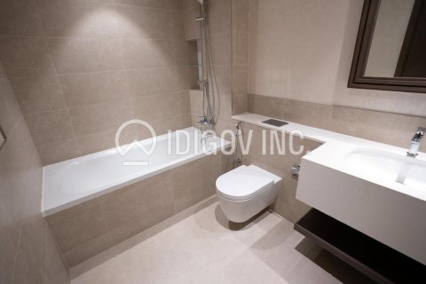 1 bedroom Apartment in EMAAR Beachfront, UAE No. 136340 10