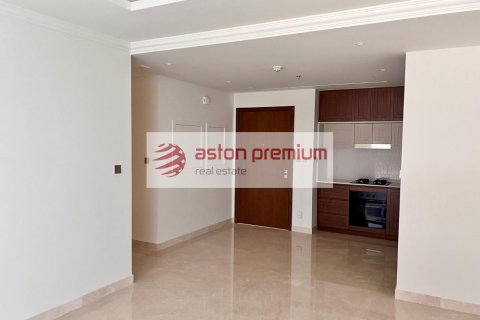 Appartement de 1 chambre à EMAAR Beachfront, UAE No. 140837