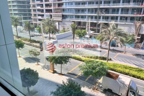 Appartement de 1 chambre à EMAAR Beachfront, UAE No. 140837 5