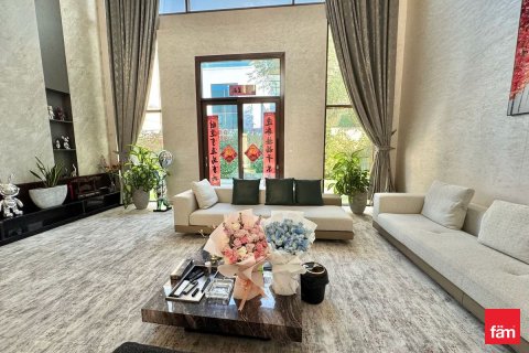 Villa de 5 dormitorios en Dubai, UAE No. 125366