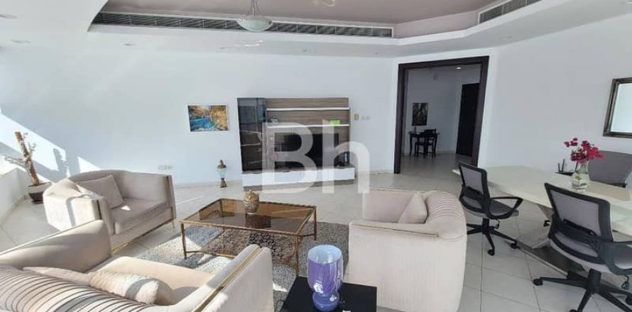 Apartment de 4 dormitorios  No. 114062