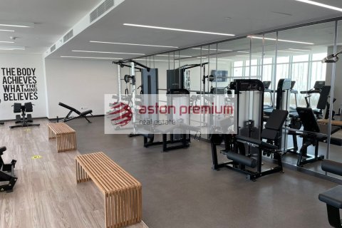 Apartment de 2 dormitorios en EMAAR Beachfront, UAE No. 141030 3