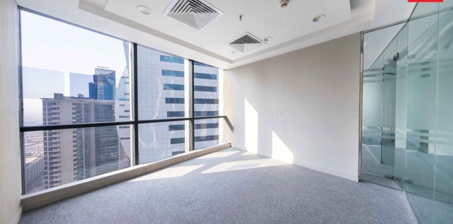139m² Office in Business Bay, UAE No. 137464
