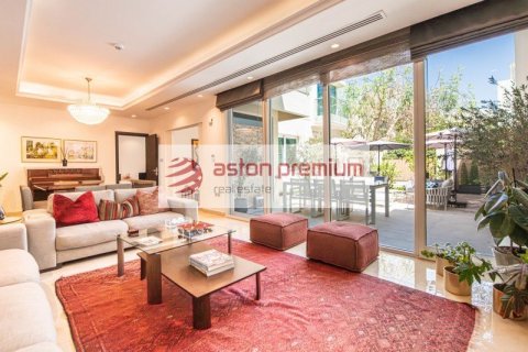 5 bedrooms Villa in The Sustainable City, UAE No. 164273 5