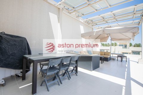 5 bedrooms Villa in The Sustainable City, UAE No. 164273 31