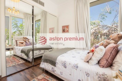 5 bedrooms Villa in The Sustainable City, UAE No. 164273 27
