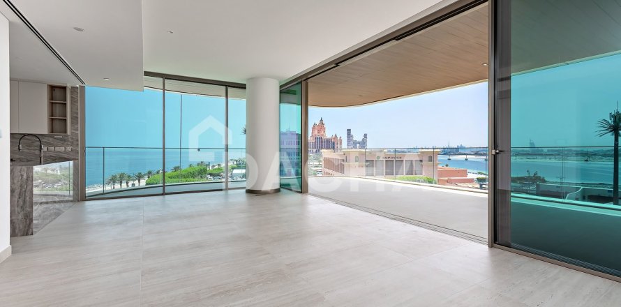 2 bedrooms Apartment in Palm Jumeirah, UAE No. 203698