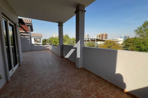 Villa de 5 dormitorios No. 120018 17