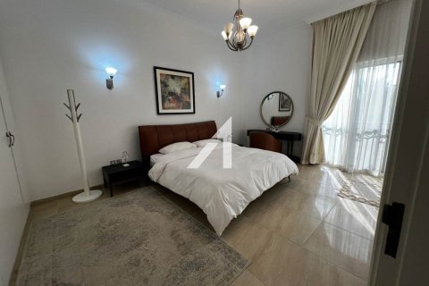 Villa de 5 dormitorios No. 120018 10