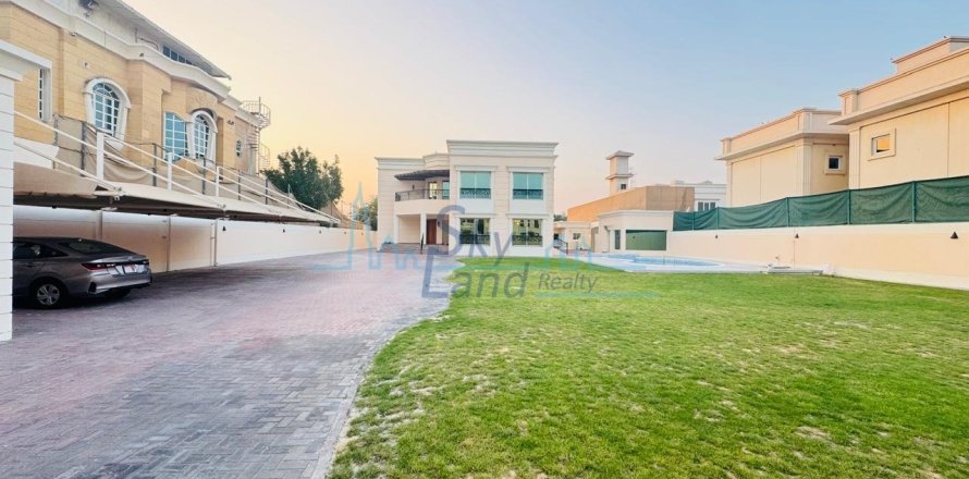 Villa de 5 dormitorios No. 120015