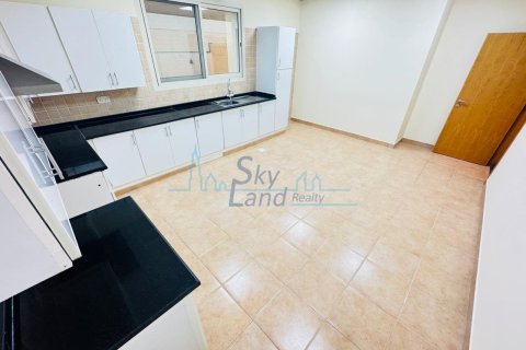 Villa de 5 dormitorios No. 120015 18