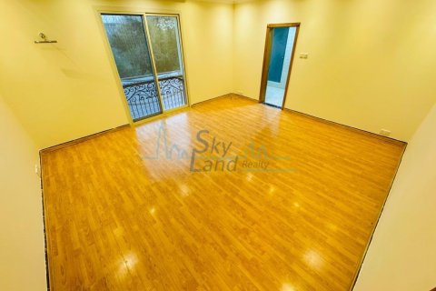 Villa de 5 dormitorios No. 120015 36