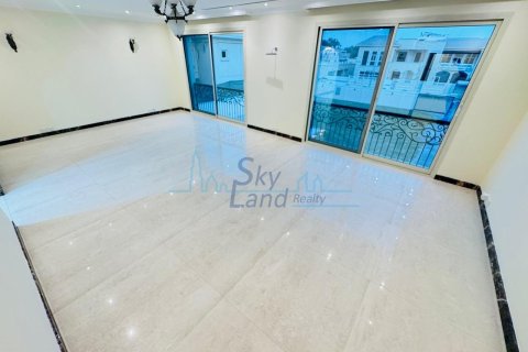 Villa de 5 dormitorios No. 120015 30