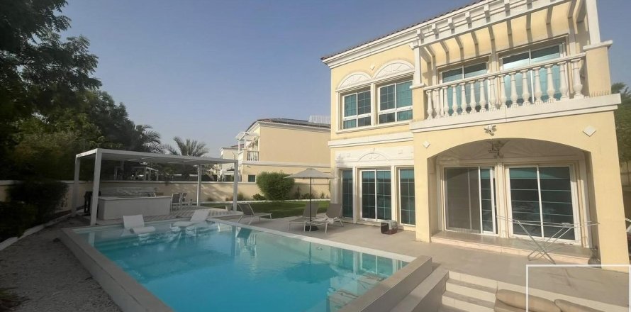 2 bedrooms Villa in Jumeirah Village Triangle, UAE No. 194382