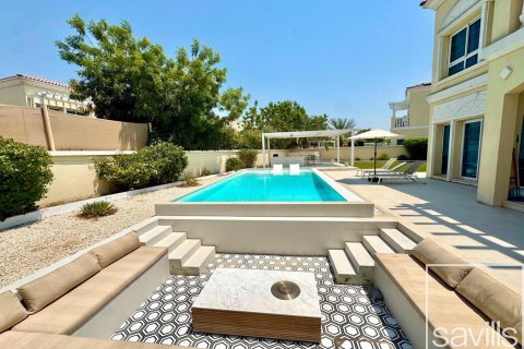2 bedrooms Villa in Jumeirah Village Triangle, UAE No. 194382 3