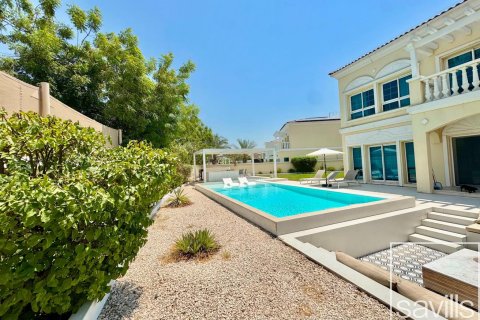 2 bedrooms Villa in Jumeirah Village Triangle, UAE No. 194382 12