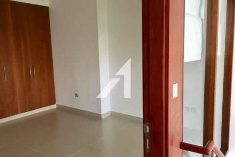 2 bedrooms Duplex in Central Park Tower, UAE No. 141793 11