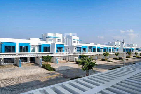 Townhouse de 4 dormitorios en Damac Lagoons, UAE No. 192135 29