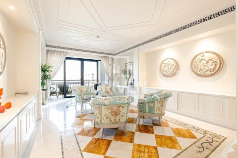 4 bedrooms Apartment in Palazzo Versace, UAE No. 192141 8