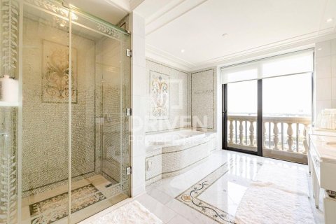 4 bedrooms Apartment in Palazzo Versace, UAE No. 192141 16
