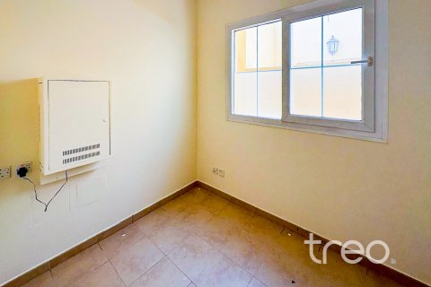 2 bedrooms Villa in Arabian Ranches, UAE No. 198718 4