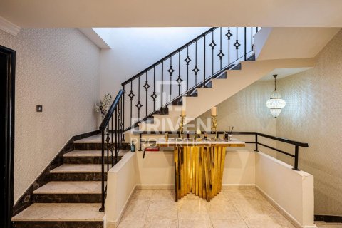 Villa de 3 chambres à District 11, UAE No. 206428 16