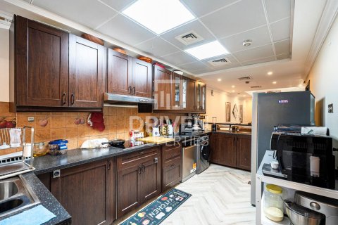 Villa de 3 chambres à District 11, UAE No. 206428 15