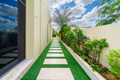 Вилла с 5 спальнями в Дубай, ОАЭ №147109 23