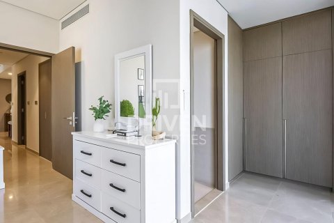 2 bedrooms Apartment in Opera District, UAE No. 139058 12
