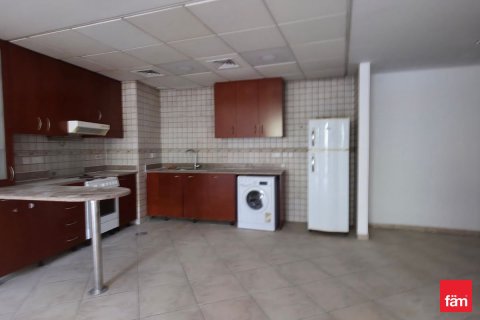 1 bedroom Apartment in Motor City, UAE No. 169222 4