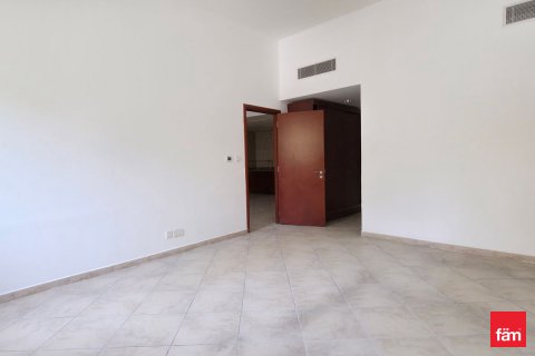 1 bedroom Apartment in Motor City, UAE No. 169222 15