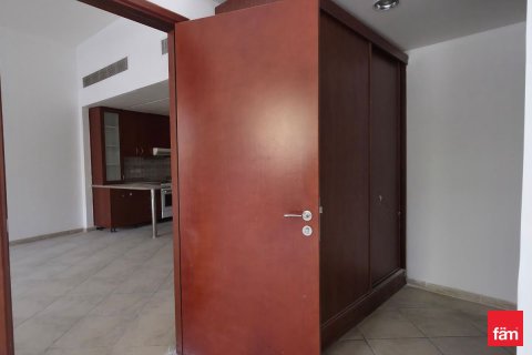 1 bedroom Apartment in Motor City, UAE No. 169222 5
