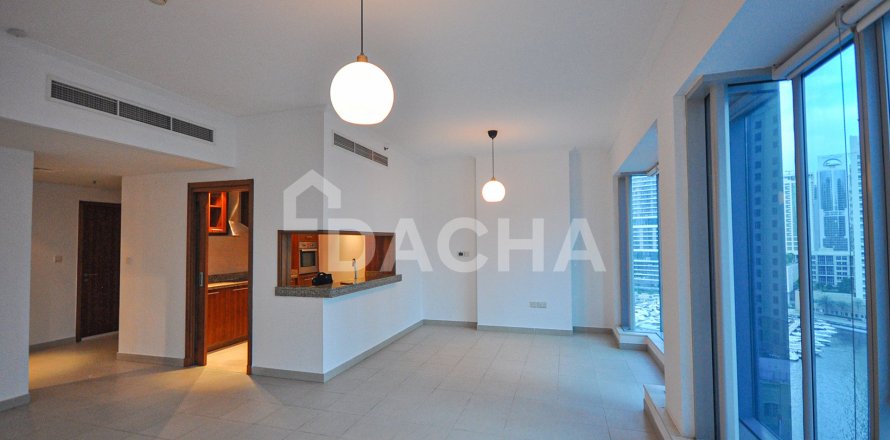 Квартира с 2 спальнями в Marina Promenade, ОАЭ №167686