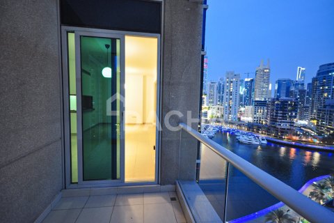 Квартира с 2 спальнями в Marina Promenade, ОАЭ №167686 11