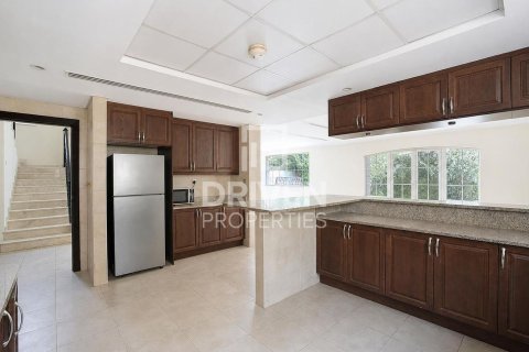 4 bedrooms Villa in Jumeirah Park, UAE No. 191549 3
