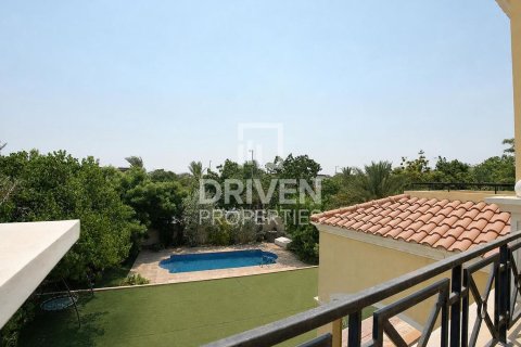 4 bedrooms Villa in Jumeirah Park, UAE No. 191549 8