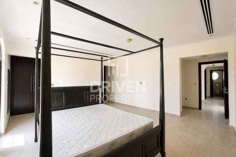 4 bedrooms Villa in Jumeirah Park, UAE No. 191549 23