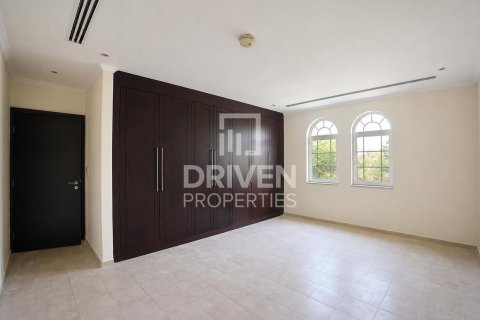 4 bedrooms Villa in Jumeirah Park, UAE No. 191549 15